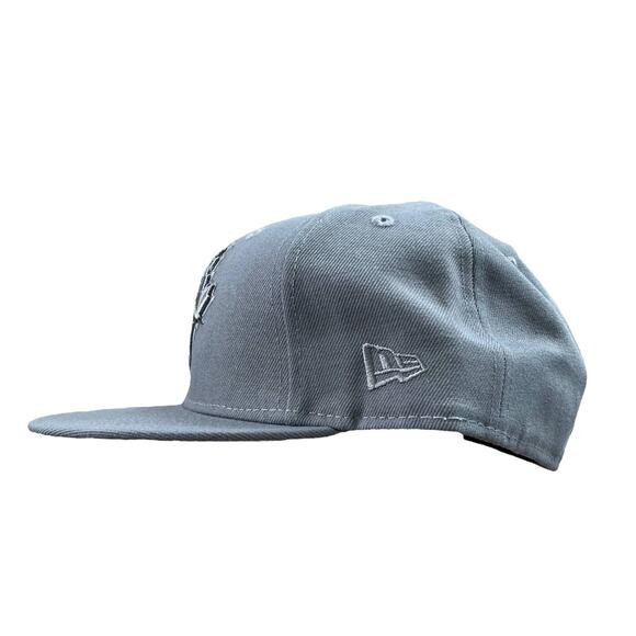 New era Toronto Blue Jays tonal gray fitted hat 7 1/2 - Picture 2 of 4